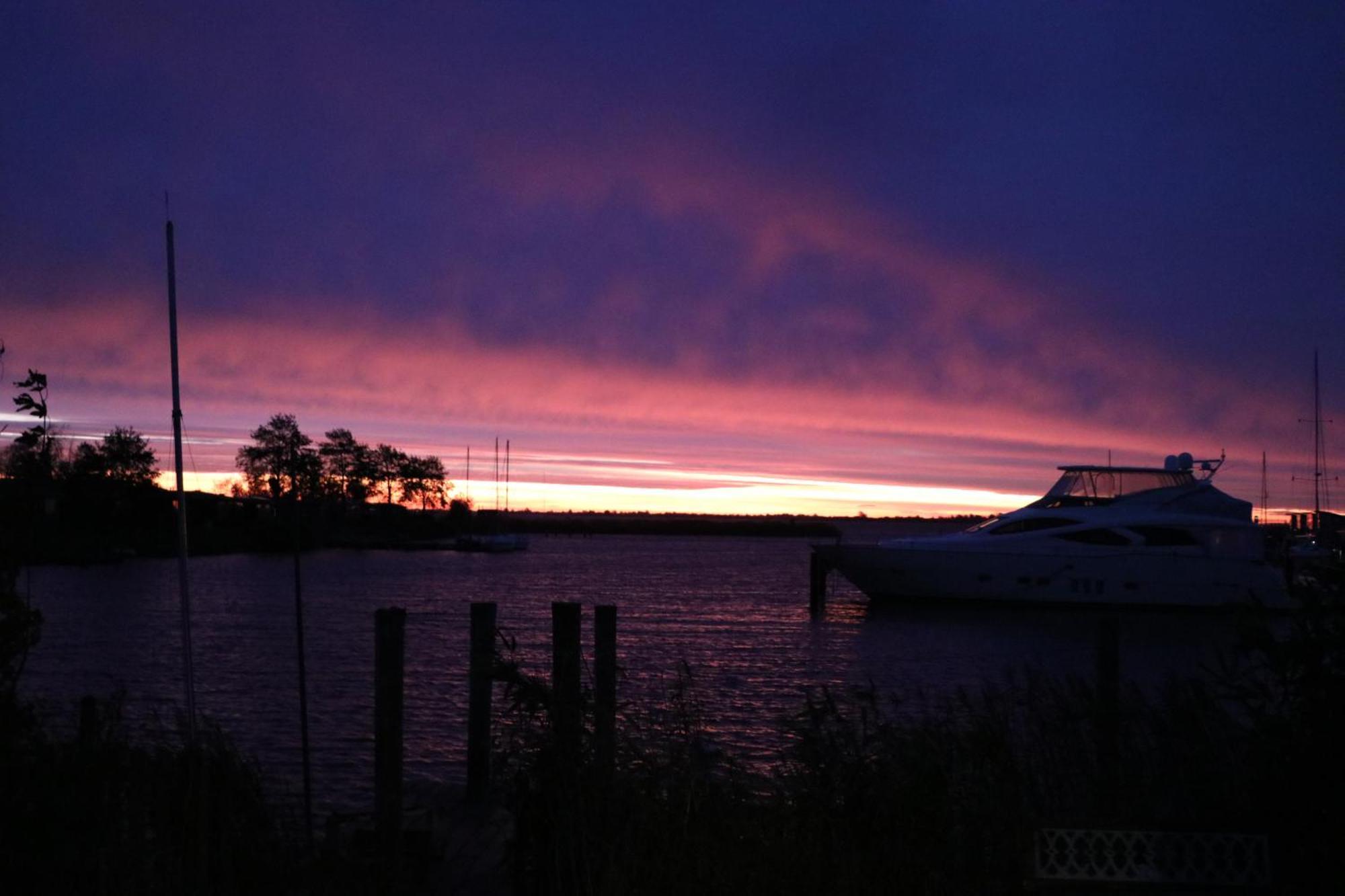 De Druif 6 Pers Holiday Home Close To The National Park Lauwersmeer Anjum Luaran gambar