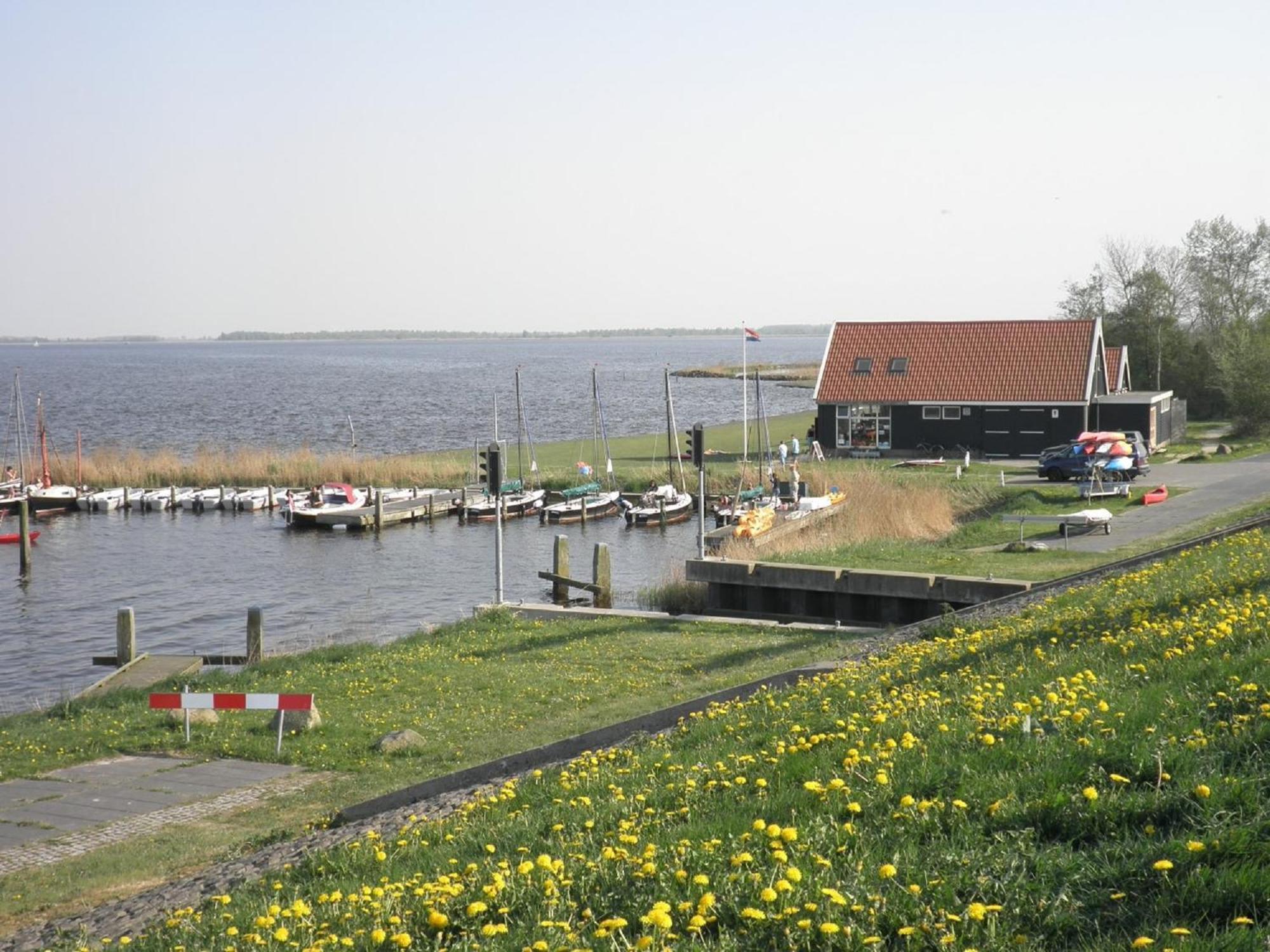 De Druif 6 Pers Holiday Home Close To The National Park Lauwersmeer Anjum Luaran gambar